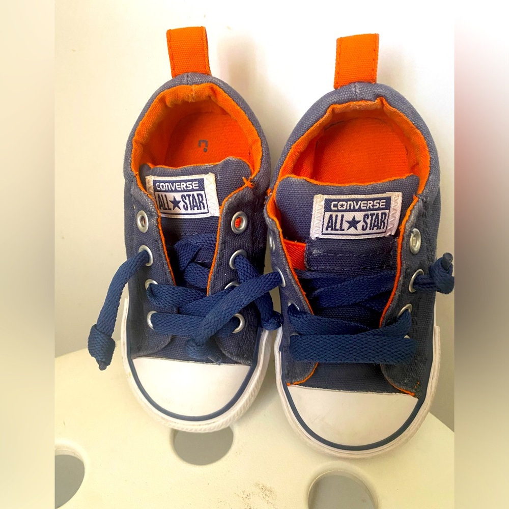 Used converse all star infant shoes